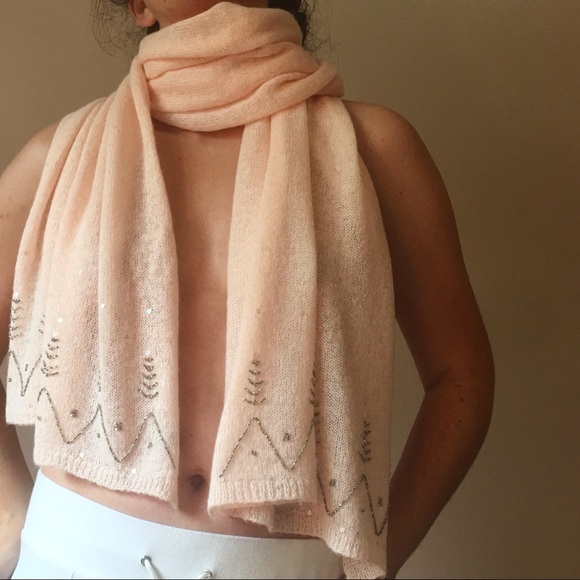 ❄️💗 Winter Scarf 💗❄️ - Picture 4 of 4